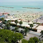 Отель Eurotel 3*